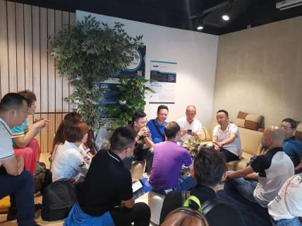 让中国企业家更有眼界——亿万28创始人李厚德率领企业家学员游学越南站