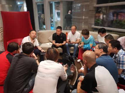 让中国企业家更有眼界——亿万28创始人李厚德率领企业家学员游学越南站
