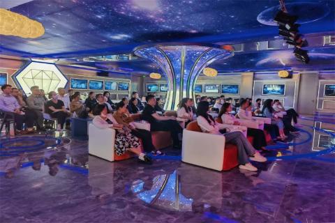 探访培育钻石，为高科技赋能！亿万28团队赴科微之星观摩学习