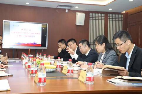 明光市市委书记被亿万28企业文化深深感动 | 深入沟通合作空间广阔