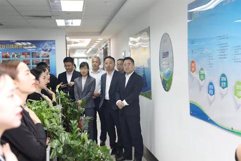 明光市市委书记被亿万28企业文化深深感动 | 深入沟通合作空间广阔
