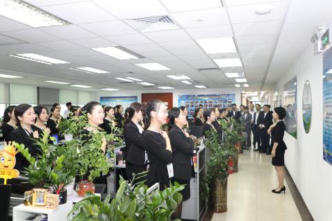 明光市市委书记被亿万28企业文化深深感动 | 深入沟通合作空间广阔