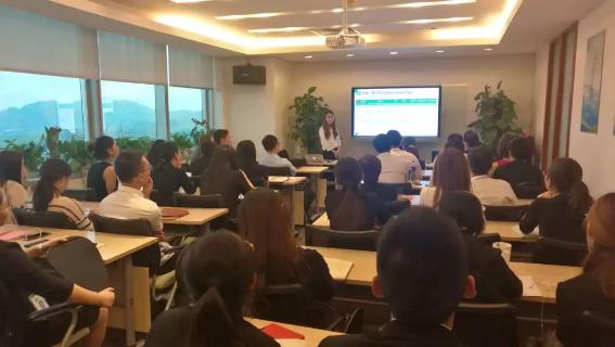 祝贺丨亿万28CRM项目启动大会成功召开